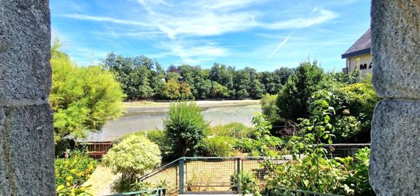 A vendre- Bretagne-Finistère-La Forêt Fouesnant-Immeuble- 6 appartements- Jardin- Potentiel patrimonial