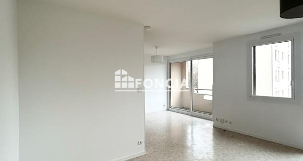 Location Appartement 4 pièces 74.53 m² - Cholet 49300