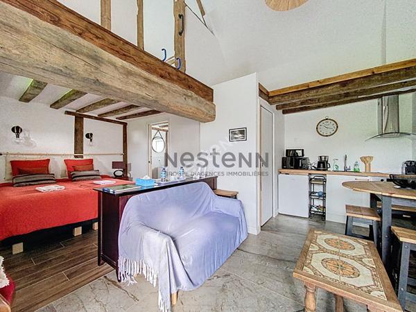 Propriété de charme avec practice de golf, gîtes et 7 hectares de nature à St Fort (Mayenne).