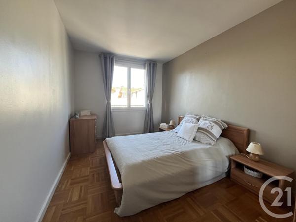 Appartement F3 à vendre  3 pièces - 60,60 m2 ST MAUR DES FOSSES - 94