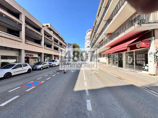 Bureau à vendre à Annecy (74000)