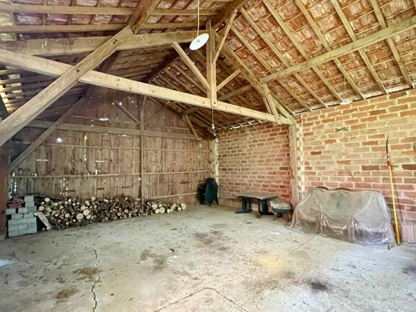 Petit havre de paix à Lauraët sur un parc arboré de 2700 m2 environ