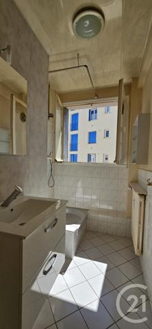 Appartement F3 à vendre  3 pièces - 58,71 m2 MONTLUCON - 03