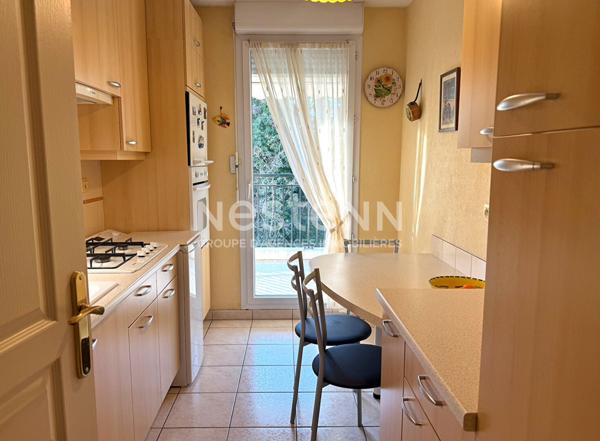 Appartement 3 pièces à Tassin la Demi Lune avec garage double