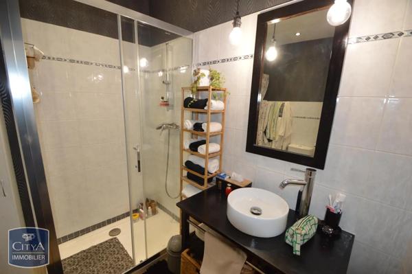 Immeuble à vendre 90m²