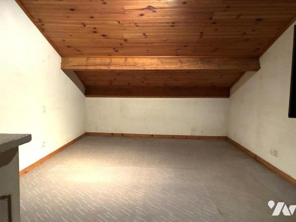 VILLA T3 AVEC GARAGE COMBLE AMENAGEABLE ABRI DE JARDIN SAINT-MAXIMIN