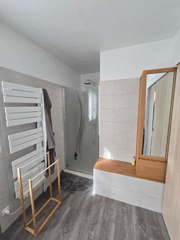 Maison individuelle T5 avec 3 chambres, jardin, parking et garage à Lunéville (54300)
