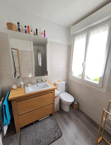 Maison individuelle T5 avec 3 chambres, jardin, parking et garage à Lunéville (54300)