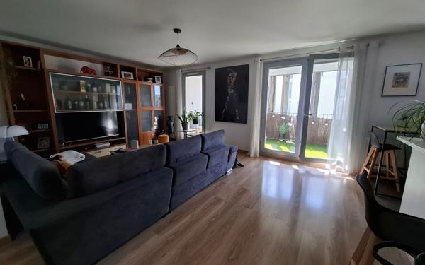 Appartement à vendre    4 pièces • 89,83 m2 Bordeaux