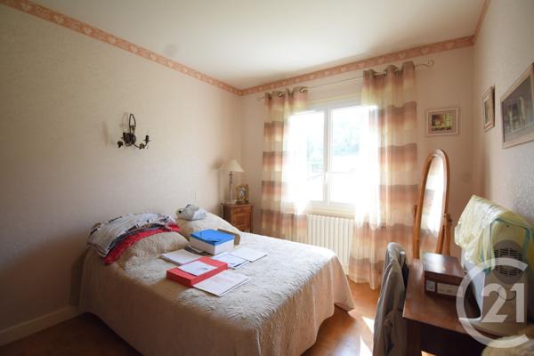 Maison à vendre  4 pièces - 151 m2 CREUZIER LE VIEUX - 03