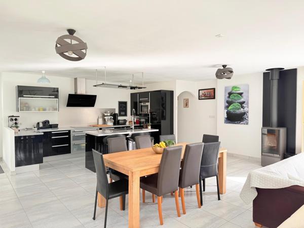 Maison à LA SEGUINIERE, 49280 - 7 pièces 171m²