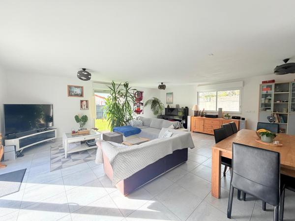 Maison à LA SEGUINIERE, 49280 - 7 pièces 171m²