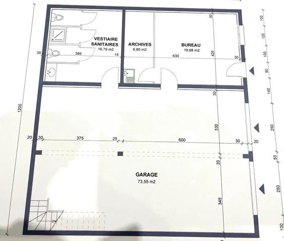 Local/bureau à louer GUERVILLE (78) 117 m² - GARAGE - BUREAU - SANITAIRES DOUCHE ET WC -