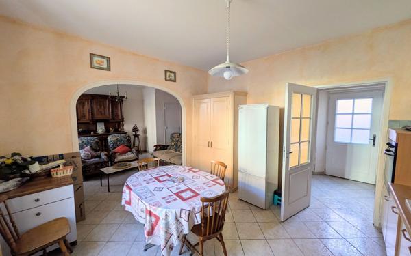 Maison à vendre    3 pièces • 90 m2 Bourg-lès-Valence