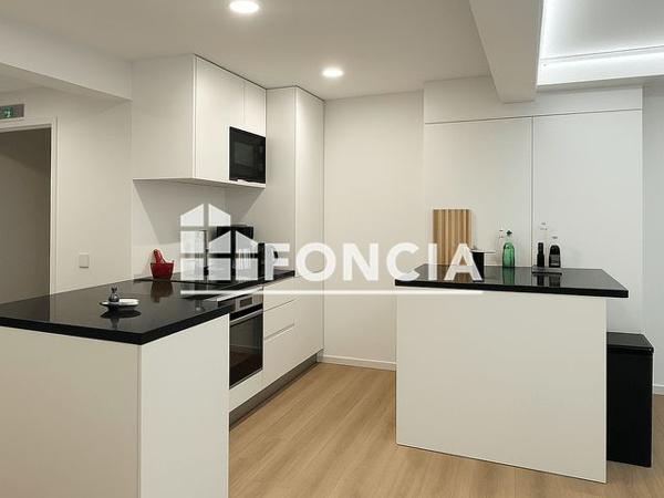 À vendre Appartement 4 pièces 178.23 m² - Paris 75020