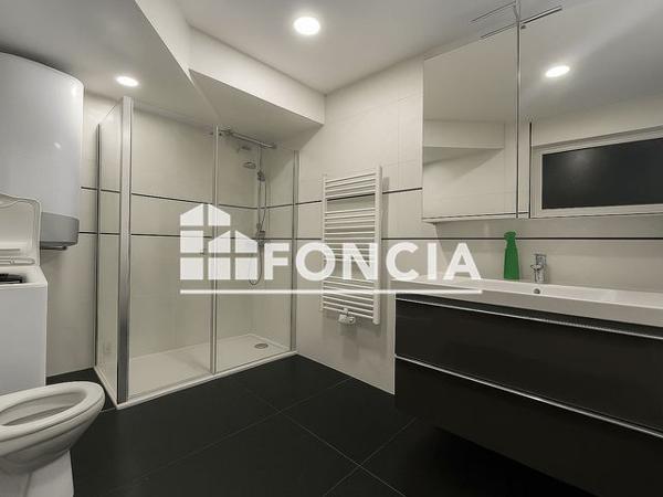 À vendre Appartement 4 pièces 178.23 m² - Paris 75020