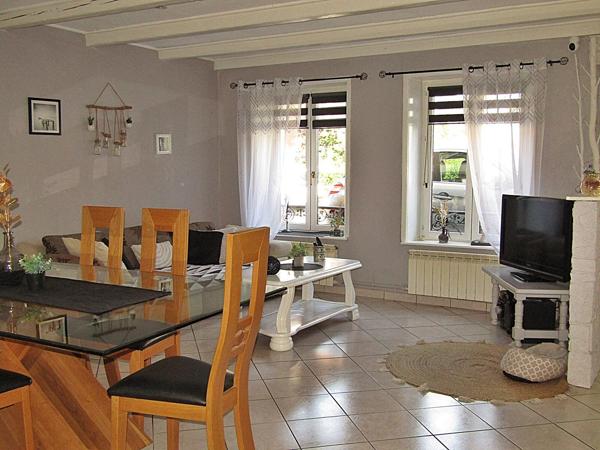 Vente                                                      Maison de village
                        
                     5 pièces                      115 m2                     à Schirmeck
