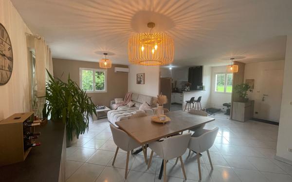 Maison à vendre    5 pièces • 106 m2 Lamothe