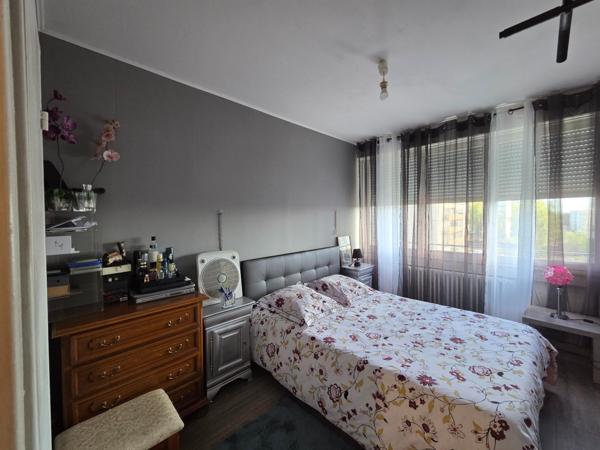 Chenôve, proche Tram, appartement T4