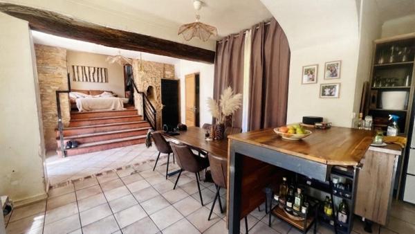 Vente / Maison en pierre à Villemoirieu (38460)