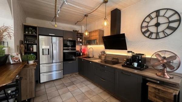 Vente / Maison en pierre à Villemoirieu (38460)