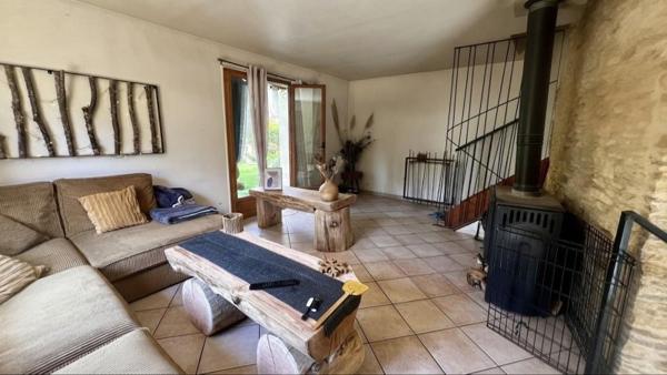 Vente / Maison en pierre à Villemoirieu (38460)