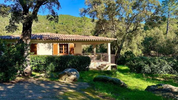 Charmante Maison à Conca, Entre Mer et Montagne