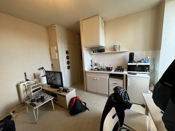 Immeuble à vendre 244 950 € Saint-Pol-de-Léon 240 m² DPE D