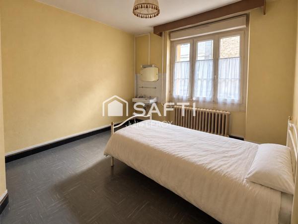 À VENDRE – MAISON DE BOURG 131 m² – LOUE (72540)