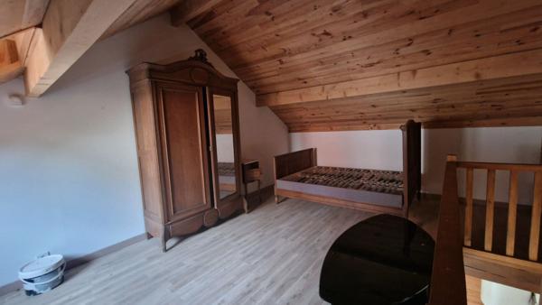 Maison Buchelay de 5 pièces avec dépendance aménagée sur 446m² de terrain