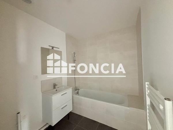 Location Maison 3 pièces 65 m² - 42 RUE DE CHANTERANNE Clermont Ferrand 63100