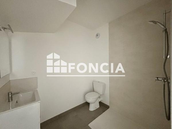 Location Maison 3 pièces 65 m² - 42 RUE DE CHANTERANNE Clermont Ferrand 63100