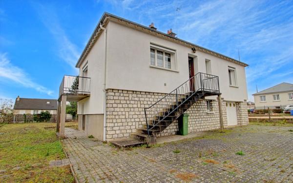 Maison à vendre    3 pièces •  Saran