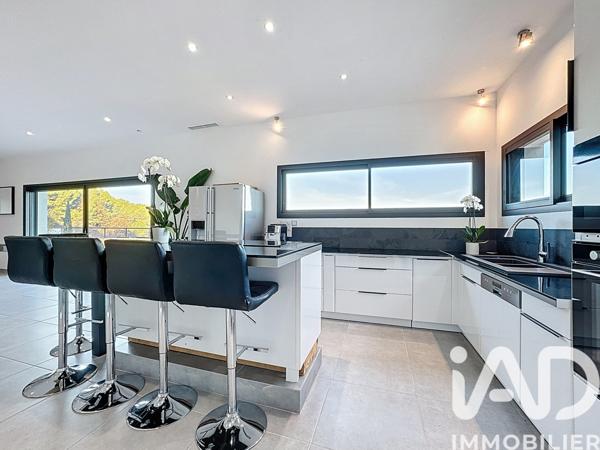 Maison à vendre 8 pièces 207 m² Trans-en-Provence