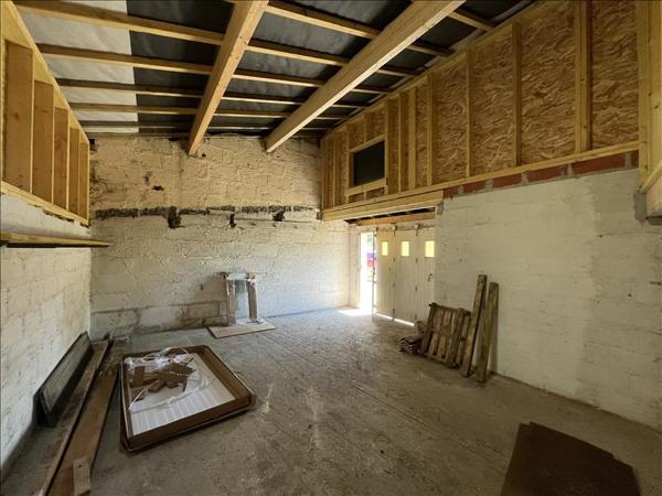 Immeuble à vendre |  Saint-Seurin-sur-l'Isle |  80 m²