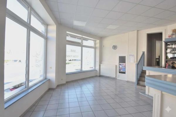 LOCAL PROFESSIONNEL ET APPARTEMENT INDEPENDANT : DONNEZ VIE A VOS PROJETS - REVIGNY SUR ORNAIN