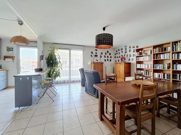 Appartement 335 000 € Oullins 3 p 80 m² DPE C