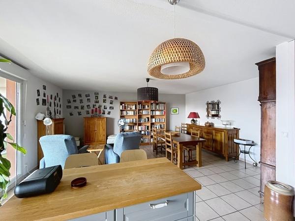 Appartement 335 000 € Oullins 3 p 80 m² DPE C