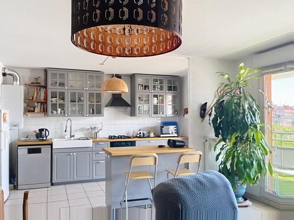 Appartement 335 000 € Oullins 3 p 80 m² DPE C