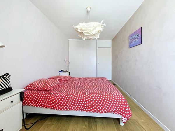 Appartement 335 000 € Oullins 3 p 80 m² DPE C