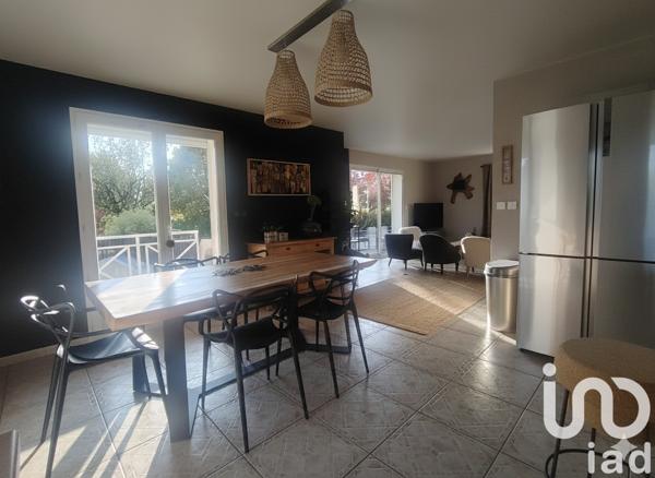 Maison à vendre 7 pièces 213 m² La Biolle