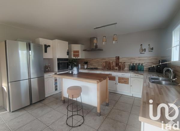 Maison à vendre 7 pièces 213 m² La Biolle