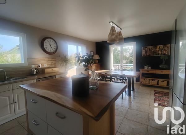 Maison à vendre 7 pièces 213 m² La Biolle