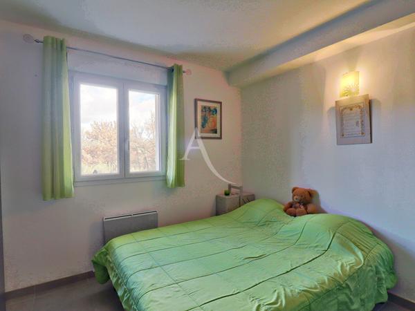SUPERBE APPARTEMENT RECENT EN REZ-DE-JARDIN DE TYPE 4 SUR LA COMMUNE DE PIERREVERT