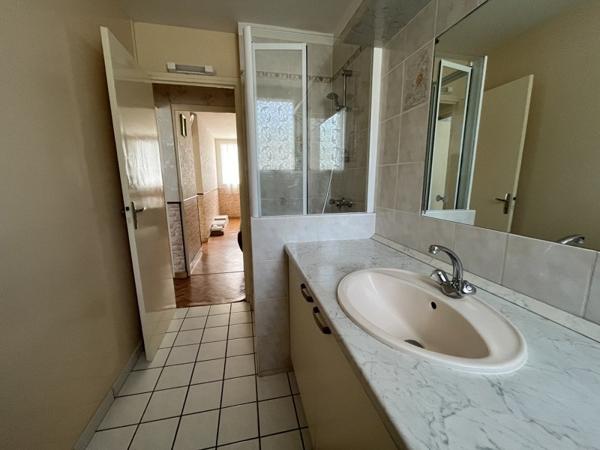 Appartement à vendre 122 000 € Saint-Cyr-sur-Loire 3 p 50 m² DPE D