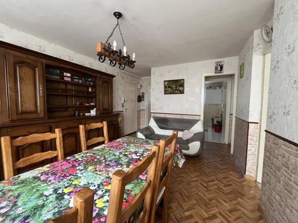 Appartement à vendre 122 000 € Saint-Cyr-sur-Loire 3 p 50 m² DPE D