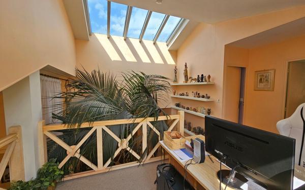 Maison à vendre    4 pièces • 198,96 m2 Courcouronnes