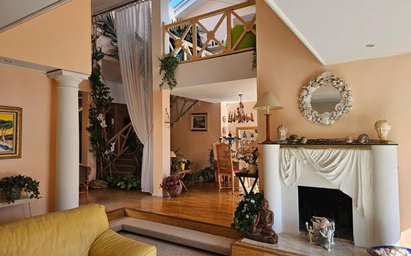 Maison à vendre    4 pièces • 198,96 m2 Courcouronnes