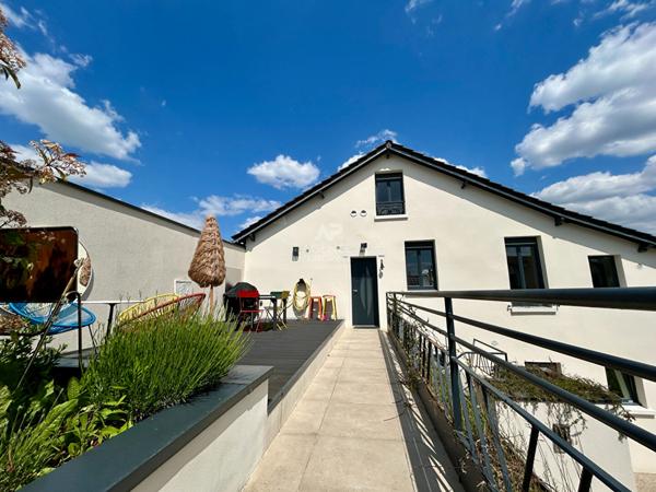 Appartement Poissy 4 pièces 90 m2 €499 000 ** - Référence 8751