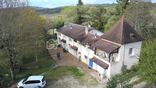 Propriete equestre de 323 m²